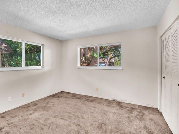 1431 NW 71st Ave, Plantation FL 33313