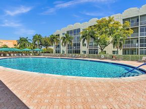 7715 Southampton Terrace 402, Tamarac FL 33321