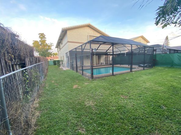 3160 NW 116th Ave, Coral Springs FL 33065