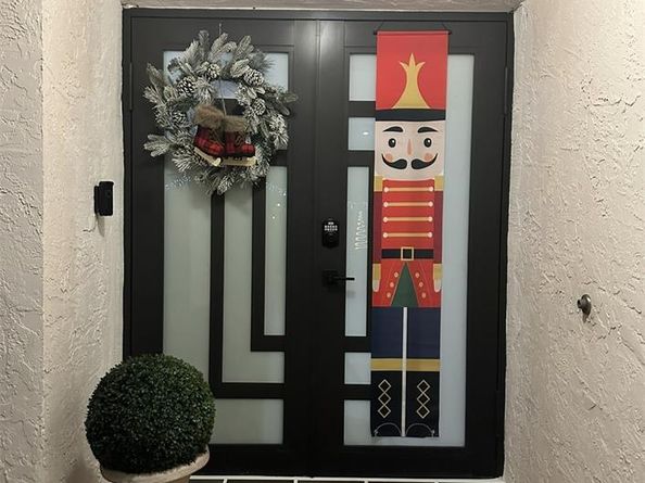 402 NW 107th Ave, Coral Springs FL 33071