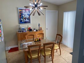 402 NW 107th Ave, Coral Springs FL 33071