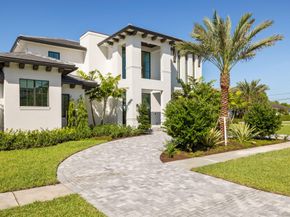 11721 Lake Shore Place, North Palm Beach FL 33408