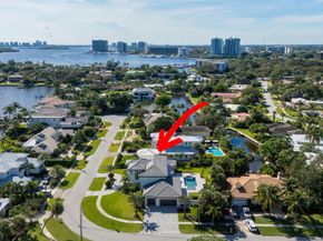 11721 Lake Shore Place, North Palm Beach FL 33408