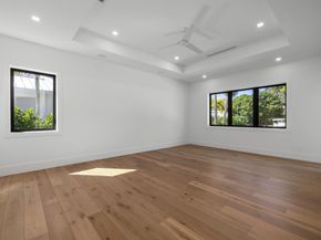 11721 Lake Shore Place, North Palm Beach FL 33408