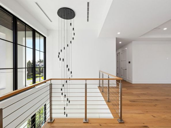 11721 Lake Shore Place, North Palm Beach FL 33408