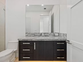 11721 Lake Shore Place, North Palm Beach FL 33408