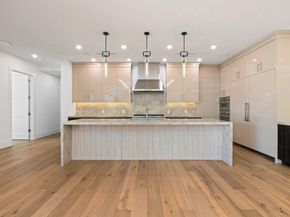 11721 Lake Shore Place, North Palm Beach FL 33408