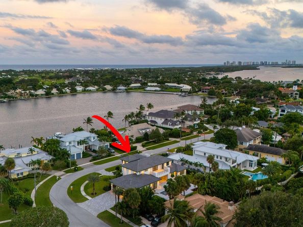 11721 Lake Shore Place, North Palm Beach FL 33408