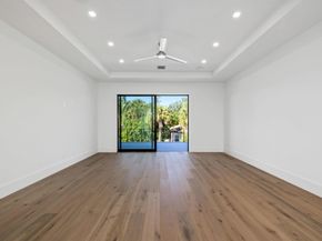 11721 Lake Shore Place, North Palm Beach FL 33408