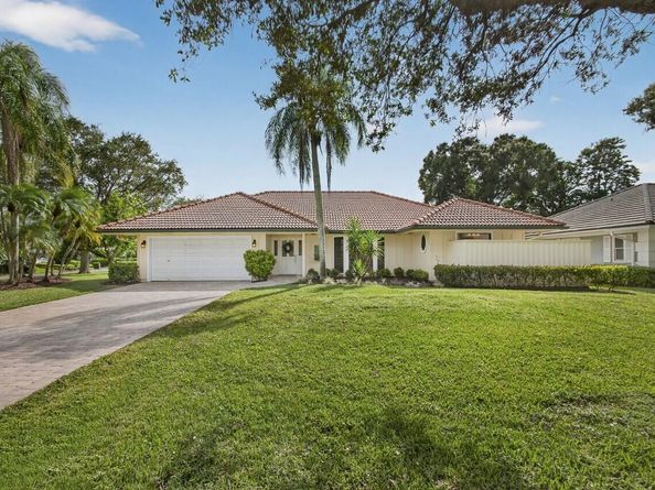 13 Saint Giles Road, Palm Beach Gardens FL 33418