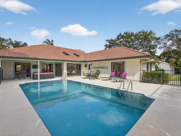 13 Saint Giles Road, Palm Beach Gardens FL 33418