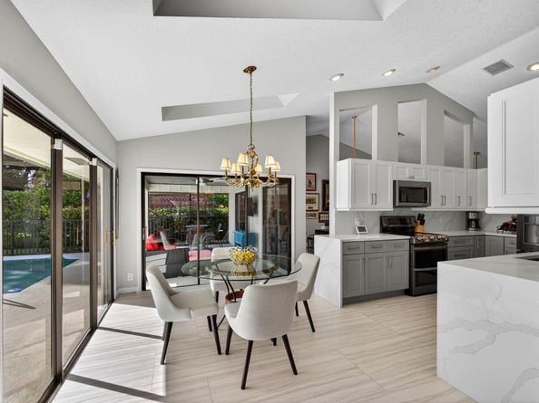 13 Saint Giles Road, Palm Beach Gardens FL 33418