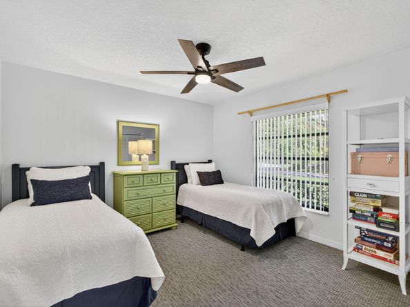 13 Saint Giles Road, Palm Beach Gardens FL 33418