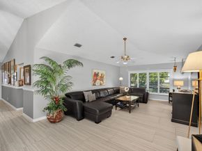 13 Saint Giles Road, Palm Beach Gardens FL 33418