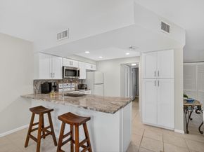 1605 S Us Highway 1 F204, Jupiter FL 33477