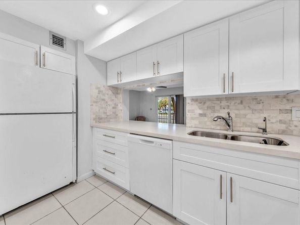 3909 N Ocean Blvd 113, Fort Lauderdale FL 33308