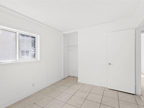 817 Lighthouse Dr B, North Palm Beach FL 33408