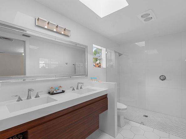 1608 Lake Avenue, West Palm Beach FL 33401