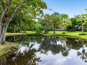 16 Little Pond Road, Manalapan FL 33462