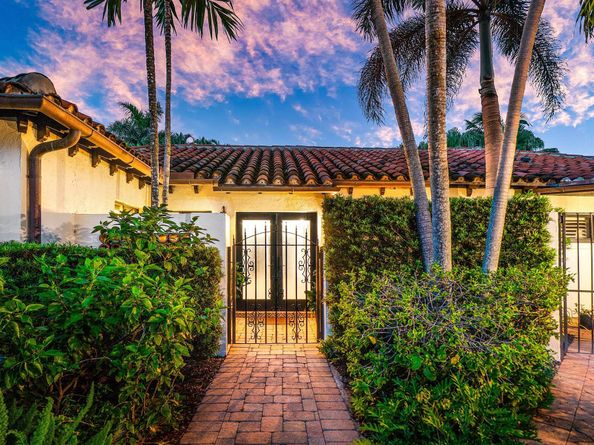 16 Little Pond Road, Manalapan FL 33462