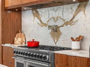 16 Little Pond Road, Manalapan FL 33462