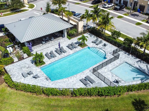 1710 Pioneer Way, Royal Palm Beach FL 33411