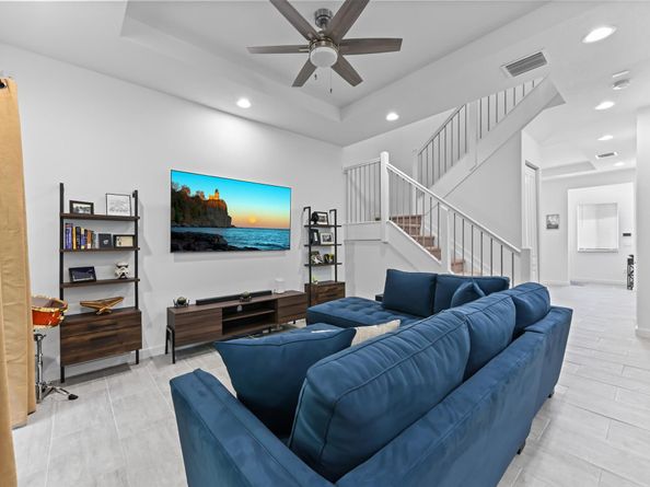 1710 Pioneer Way, Royal Palm Beach FL 33411