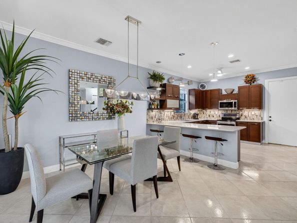 1747 NE 12th St 1747, Fort Lauderdale FL 33304