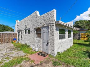 120 NW 4th Avenue, Boynton Beach FL 33435