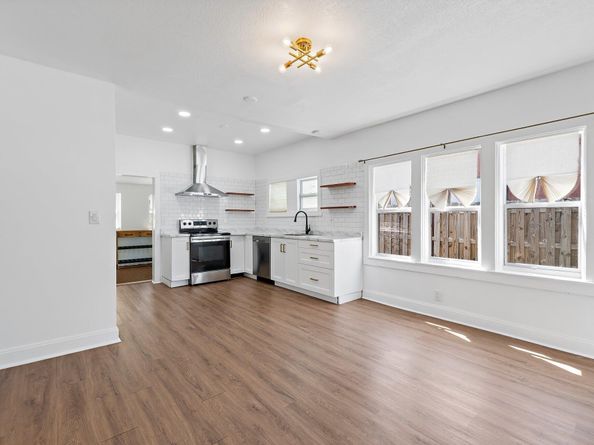 120 NW 4th Avenue, Boynton Beach FL 33435