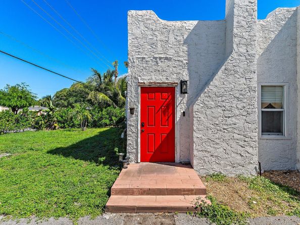 120 NW 4th Avenue, Boynton Beach FL 33435