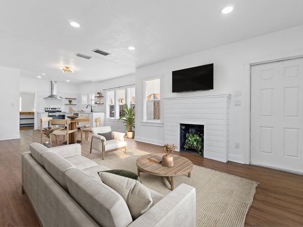 120 NW 4th Avenue, Boynton Beach FL 33435