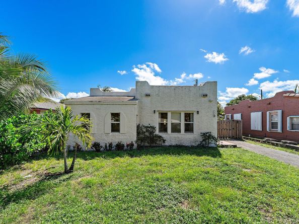 120 NW 4th Avenue, Boynton Beach FL 33435