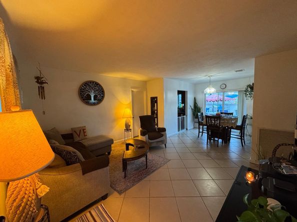 31 NE 57th Ct, Fort Lauderdale FL 33334