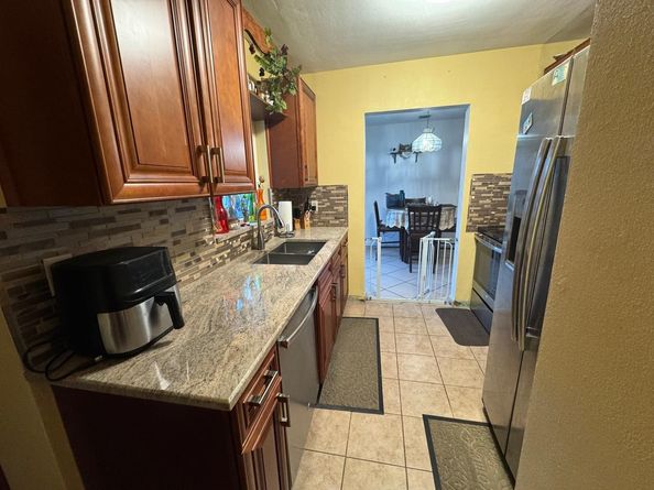 31 NE 57th Ct, Fort Lauderdale FL 33334