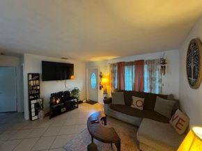 31 NE 57th Ct, Fort Lauderdale FL 33334