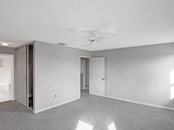 385 NW 153rd Ave, Pembroke Pines FL 33028