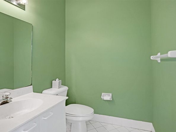 385 NW 153rd Ave, Pembroke Pines FL 33028