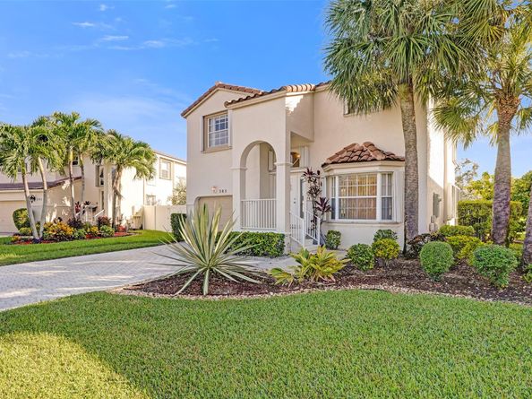 385 NW 153rd Ave, Pembroke Pines FL 33028