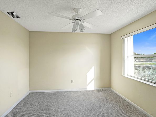 385 NW 153rd Ave, Pembroke Pines FL 33028