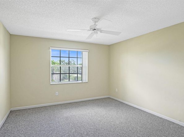 385 NW 153rd Ave, Pembroke Pines FL 33028