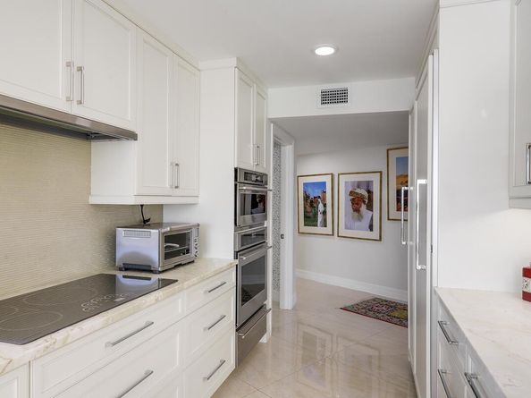 100 Lakeshore Drive 351, North Palm Beach FL 33408