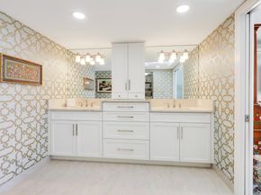 100 Lakeshore Drive 351, North Palm Beach FL 33408