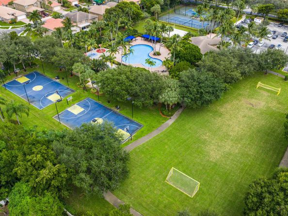 5517 Mainship Drive, Greenacres FL 33463