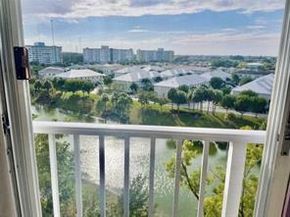 3850 Washington St 810, Hollywood FL 33021