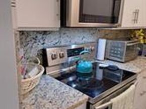 3850 Washington St 810, Hollywood FL 33021