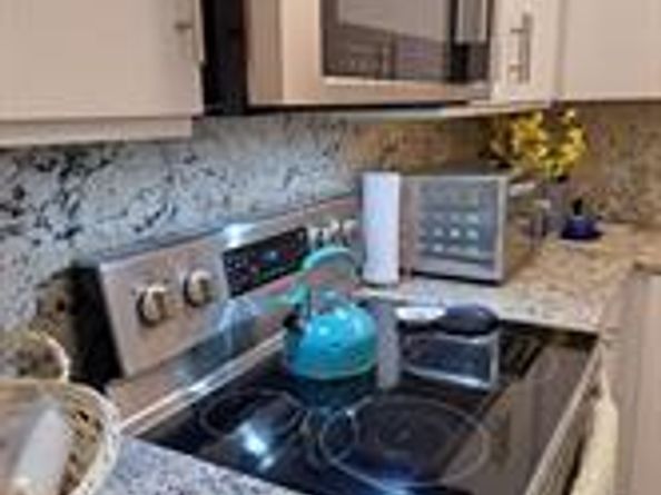 3850 Washington St 810, Hollywood FL 33021