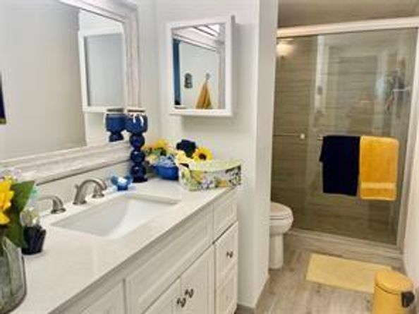 3850 Washington St 810, Hollywood FL 33021