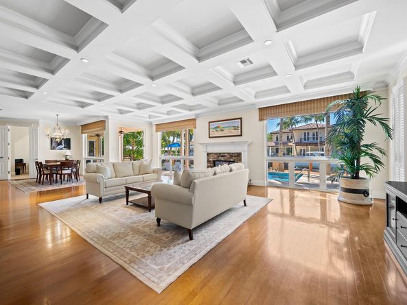 625 Isle Of Palms Dr, Fort Lauderdale FL 33301
