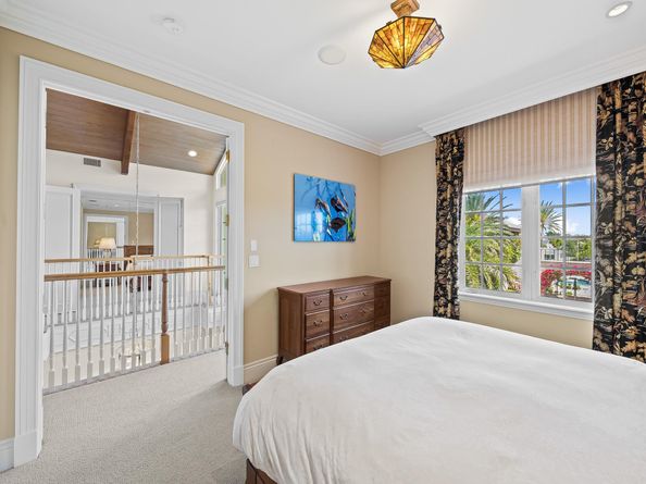625 Isle Of Palms Dr, Fort Lauderdale FL 33301